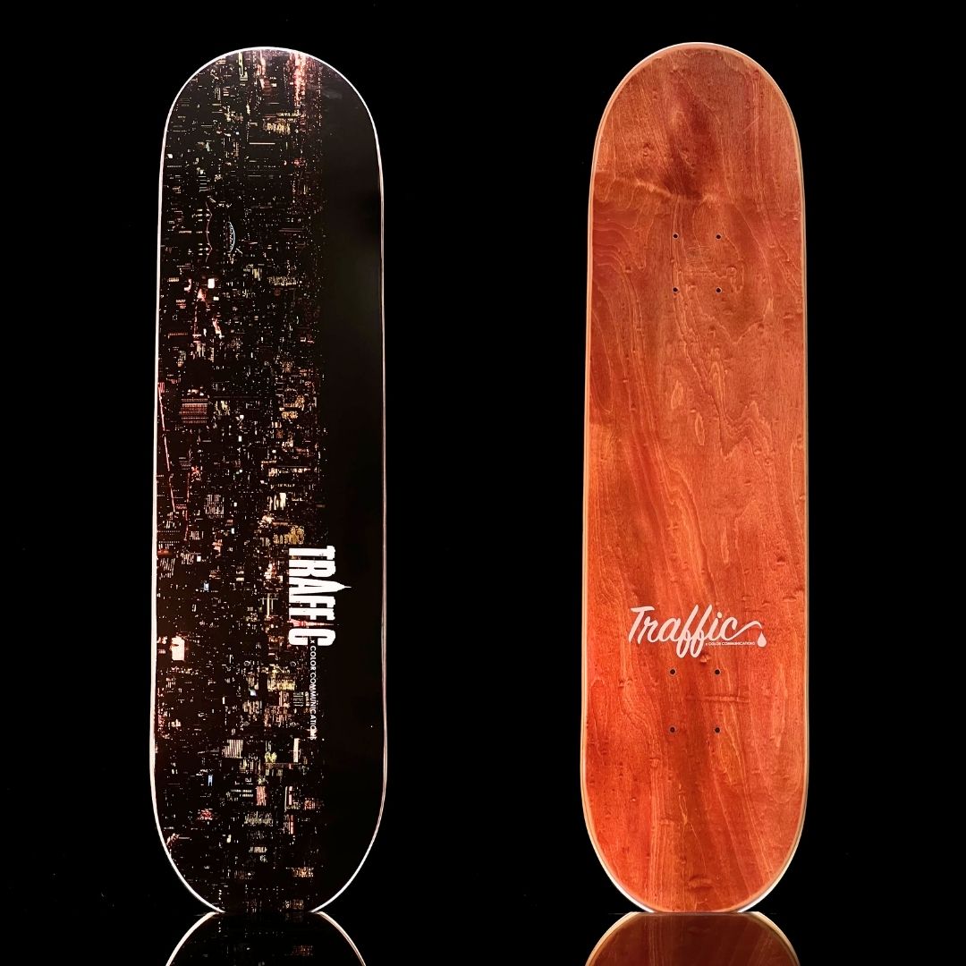 Traffic X Color Communication Skyline  Tabla 8.25